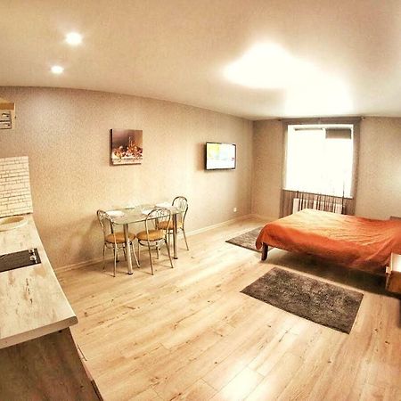 Комфортні Апартаменти В Чернігові Tjernihiv Exteriör bild