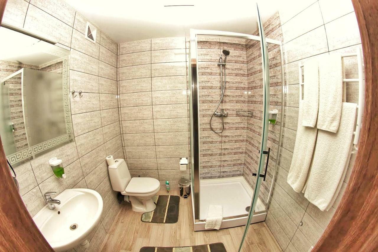 Комфортні Апартаменти В Чернігові Tjernihiv Exteriör bild
