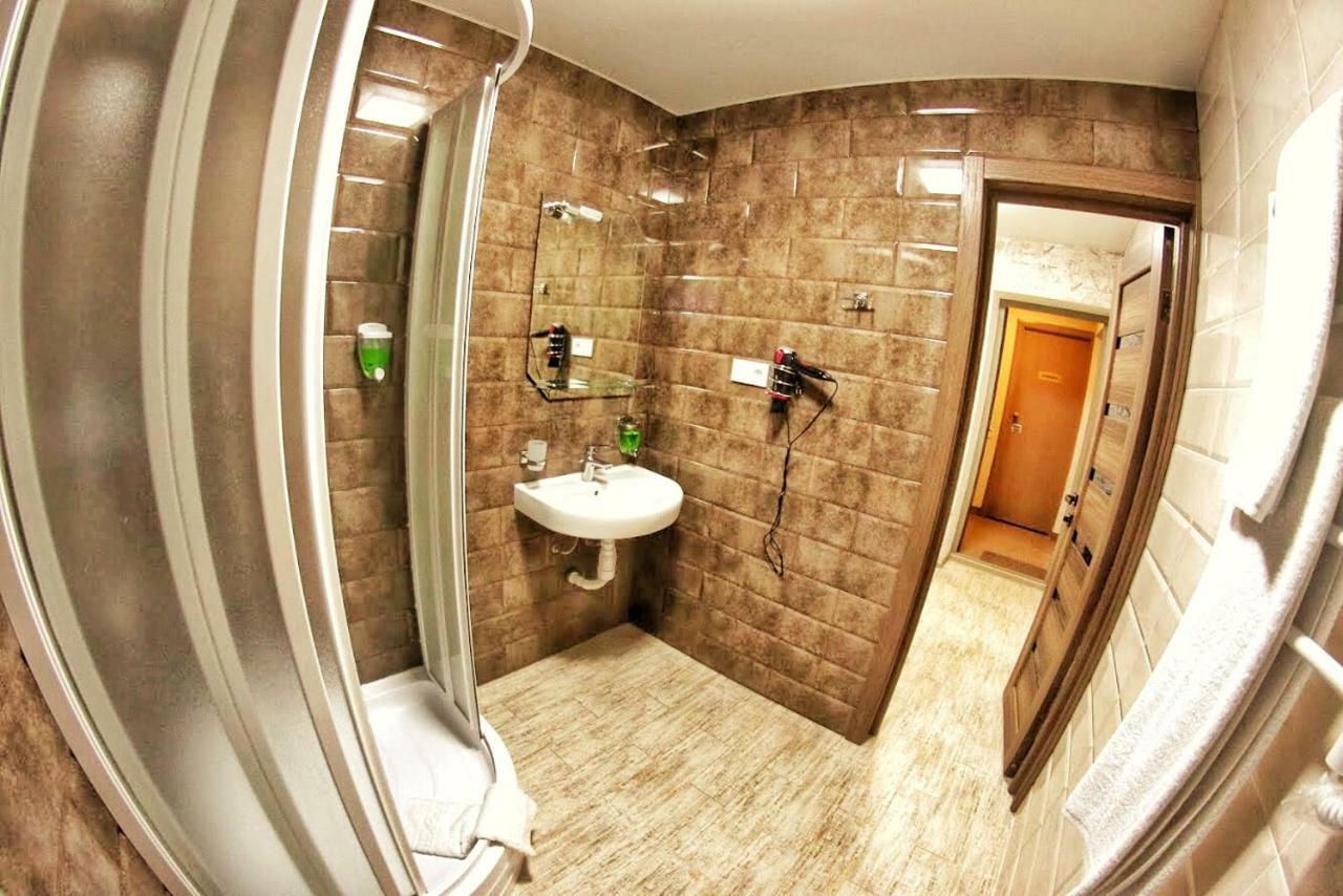 Комфортні Апартаменти В Чернігові Tjernihiv Exteriör bild